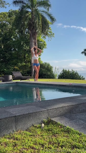 Rachelcook Tattoo — Busty Short Clip