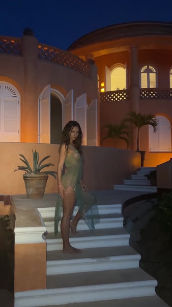 Rachelcook Tattoo — Thick Short Clip