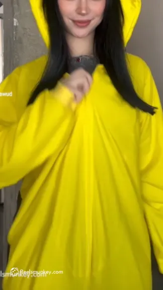 Sexy Tiktok Pikachu Drops Her Tatted Nudes With Pop Trend