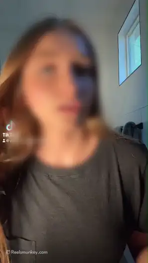 Big Boobs Thot Flashing Her Naked Selfies On Tiktok