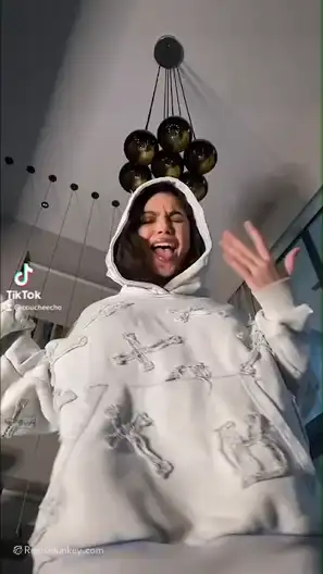 Sexy Big Booty Girl Drops Pov From Her Tiktok Pussy