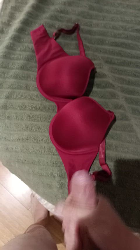 Big Tits Bra Cum