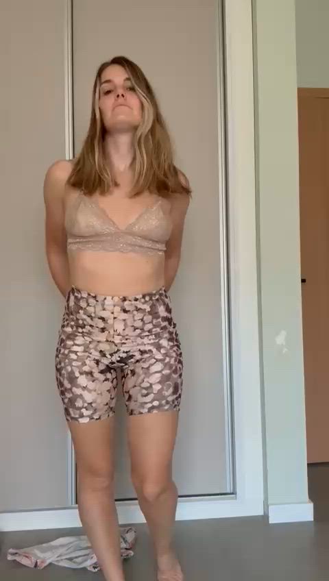 Amateur Ass Gape