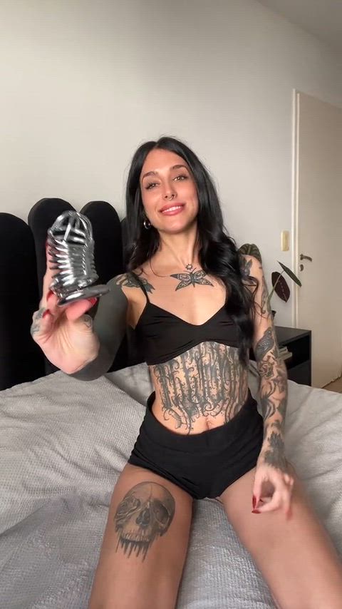 Beta Betaslave Caged