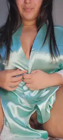Chubby Curvy Latina