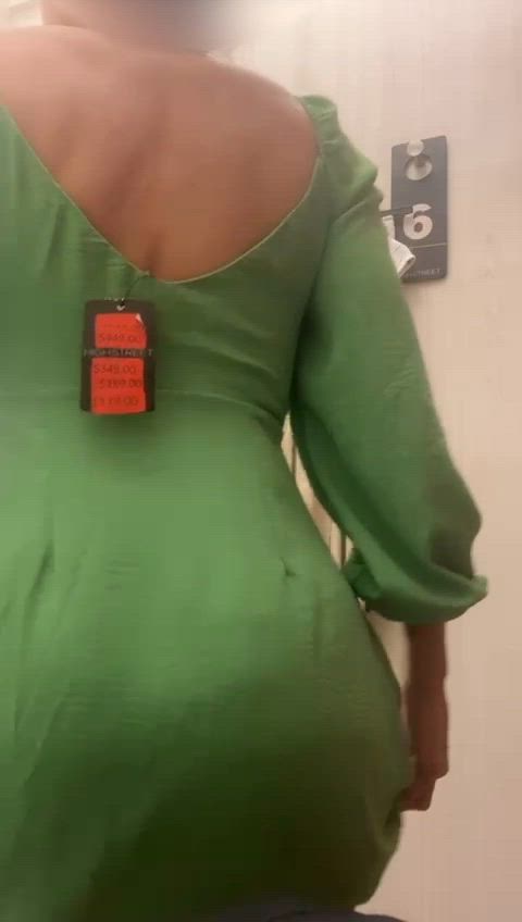 Changing Room Dress Dressing