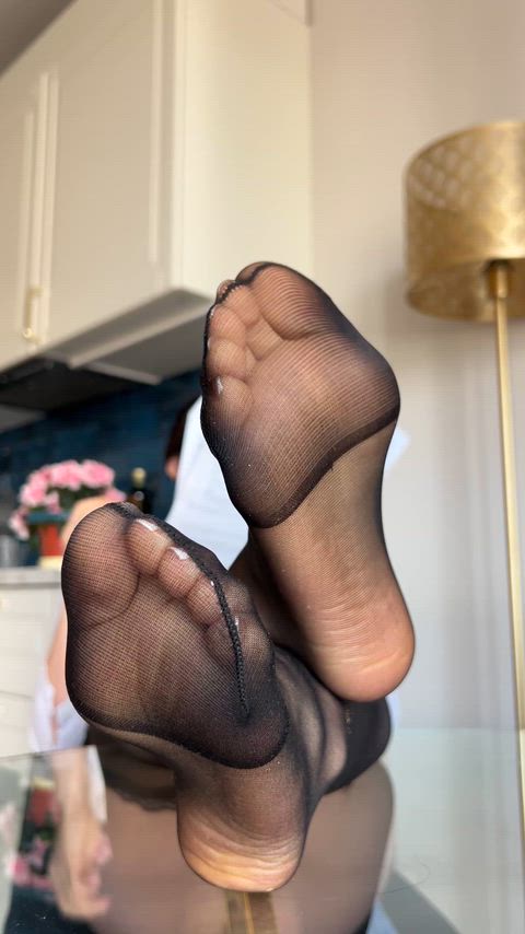 Dominant Femdom Nylon