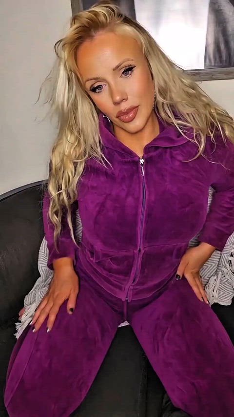 Amateur Big Tits MILF