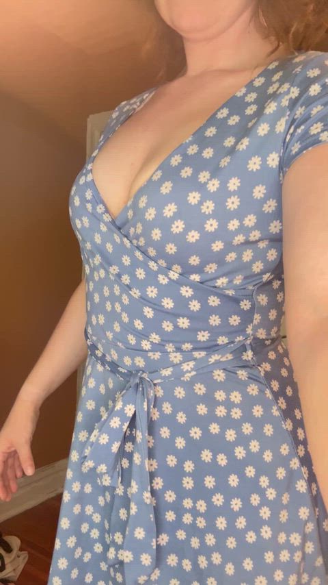 Crossdressing Dress Striptease