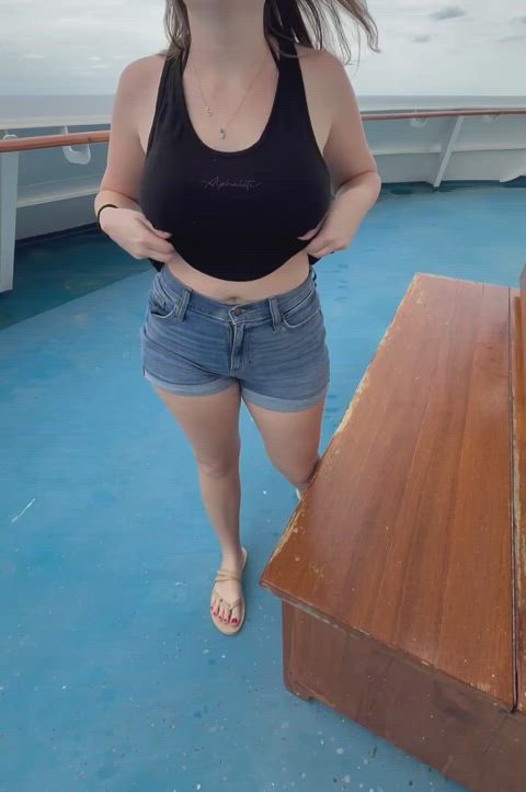 Big Tits Brunette Natural Tits