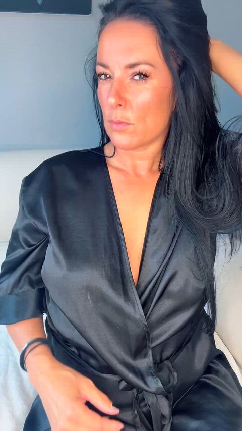 Boobs Flashing Hotwife