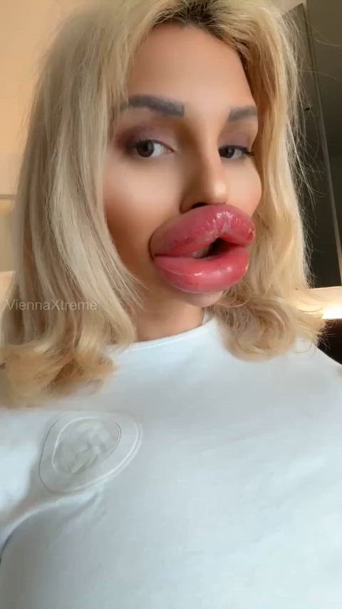Big Dick Big Tits Bimbo