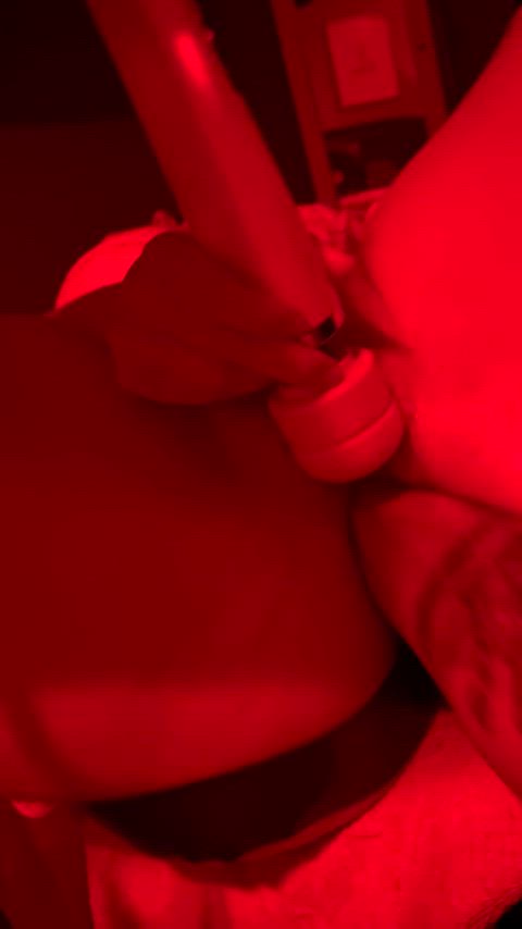 Amateur Cum Fisting