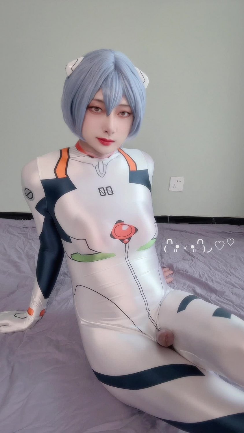 Ladyboy cosplayer (8)
