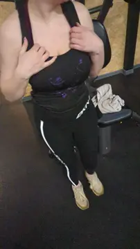 Huge Ass Latina Blows Him In Public And Gets Fucked By BBC RISKY
