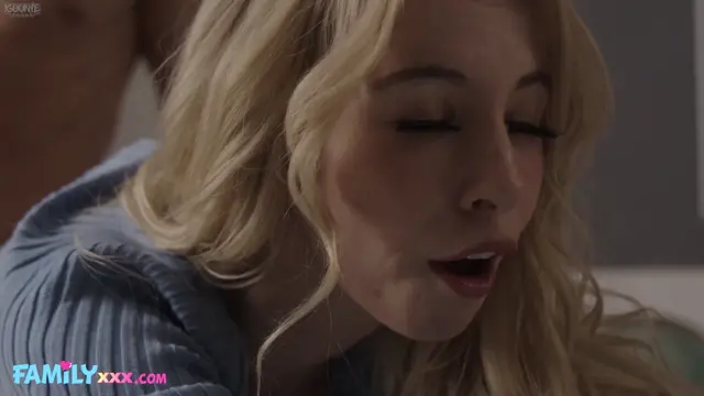 Flashing Solo: Dreamy 9:16 Video