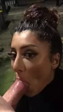 Fapflamingo Play: Playful Vertical Clip