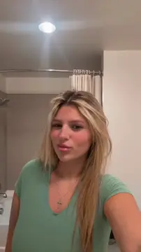 Sage Avery Xxx Flaunt: Irresistible Vertical Clip
