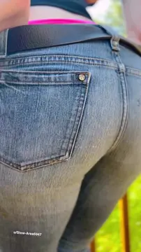 Tightsqueeze Ass — Video Selfie sin Censura