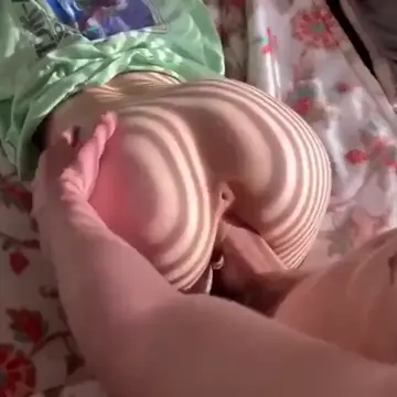I dont Go to the Club.. I Suck dick Till he cums in mouth