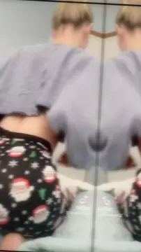 Stunning Anal Amazon Position Vertical Video
