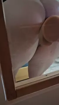 Rileyridesreece Tease: Cheeky Short Clip