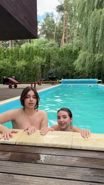 Boobbounce Ass — Thick Vertical Clip