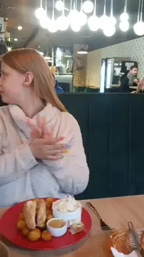 Cukierkowa Big Tits — Thick Vertical Clip