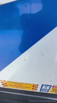 fucking brunette girl in car before dropping her off to her bf