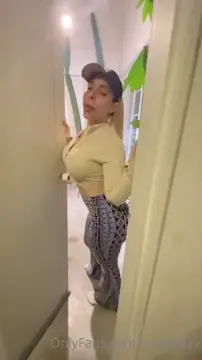 Juicy Penetration Amateur Session