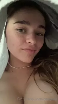 Sultry Ianfromthatwebtoon Blowjob Vertical Clip