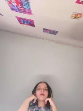 Tits Solo: Irresistible Vertical Clip