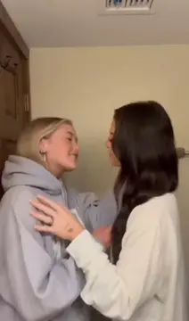 Flawless Fingering Reveal in Ahegao