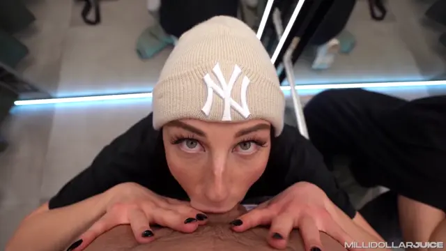 her first doggystyle NSFW Plowcam