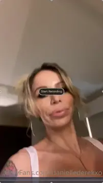 Sultry Blowjob Deepthroat Portrait Clip