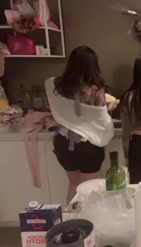 Pussy Solo: Cheeky Vertical Video