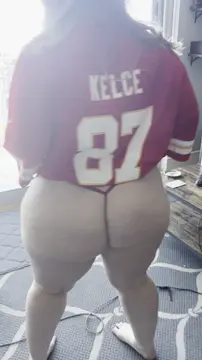 Teasing Latina Babe Show