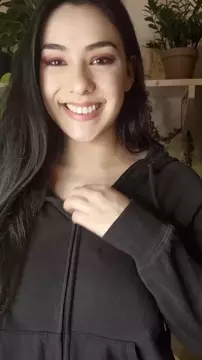 Sultry Pussy Masturbating Vertical Clip